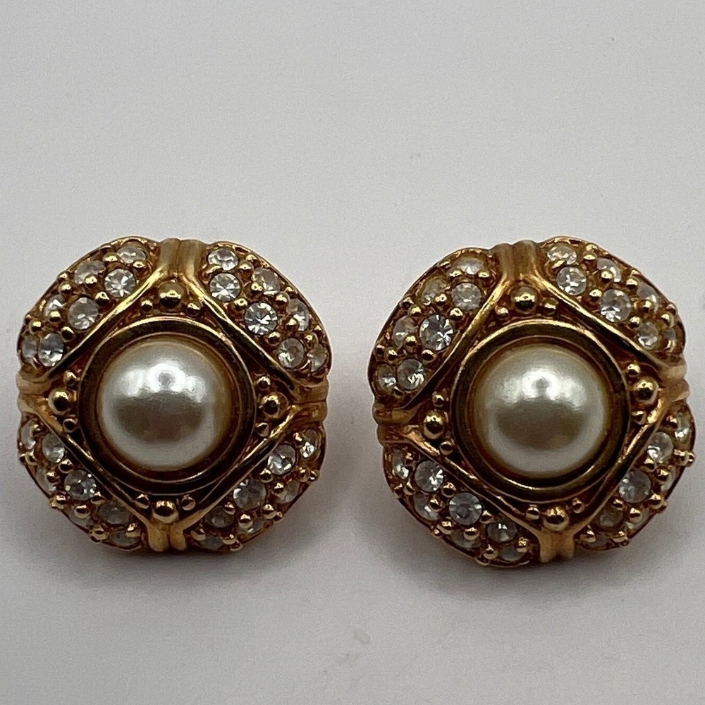 Vintage Pierced Earrings Simulated Pearl Center‎ Clear Crystal Stones Button